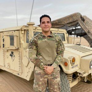 Meet your Posher, Luis